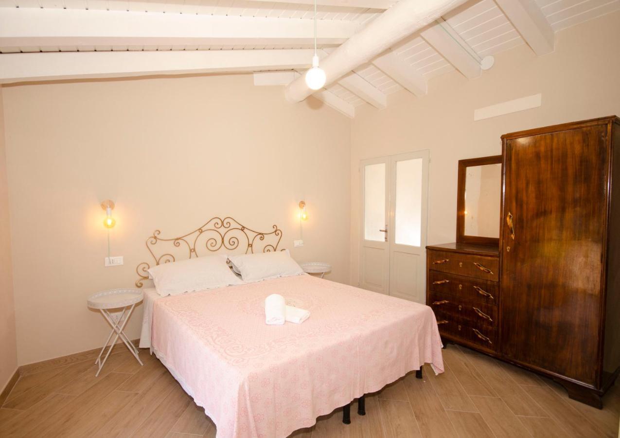Corte Vezzola Bilocale Emma Puegnago sul Garda Exterior foto